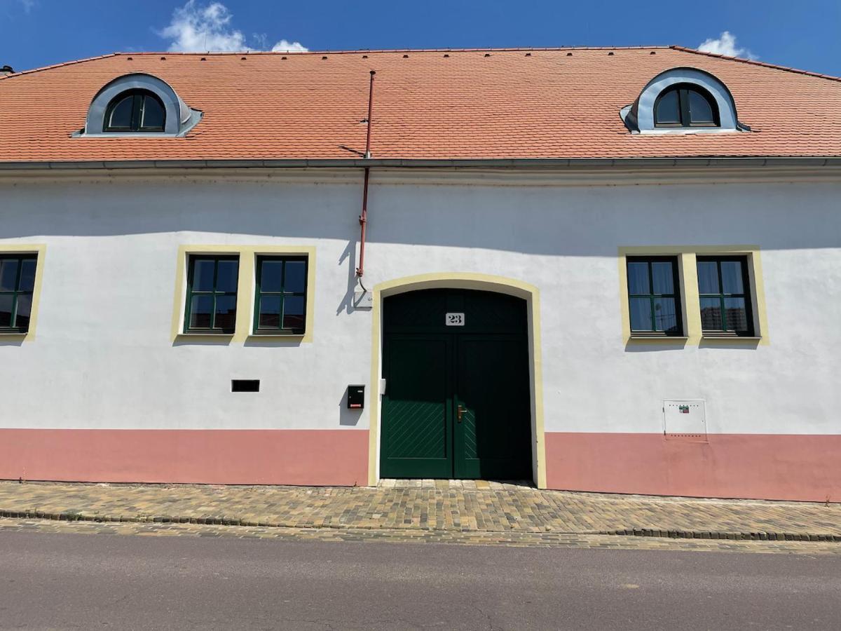 Bezauberndes Gaestehaus In Satov Exterior photo
